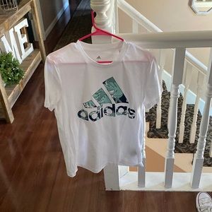 BRAND NEW ADIDAS T-shirt